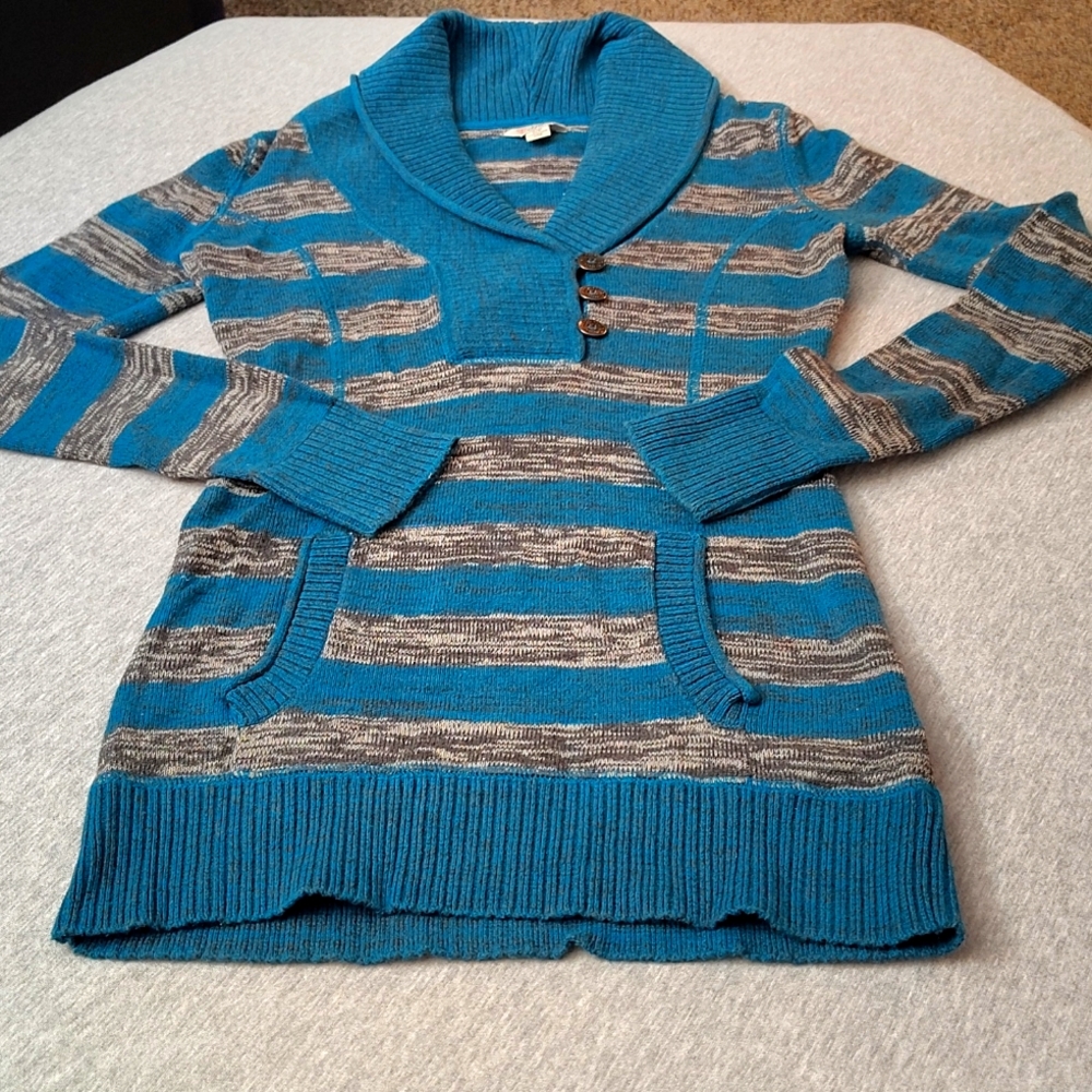 VINTAGE GUESS WOMENS SWEATER